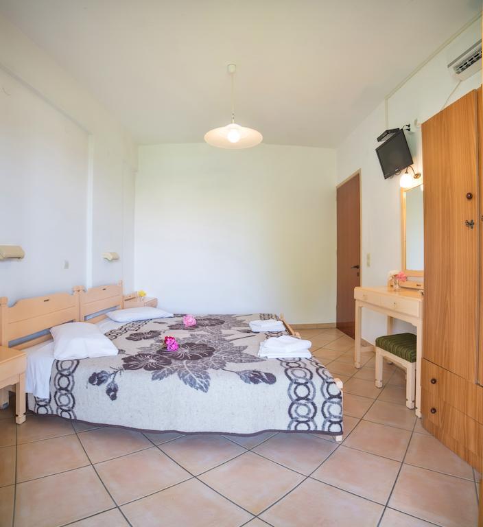 Villa Rebecca Agios Gordios  Exterior photo