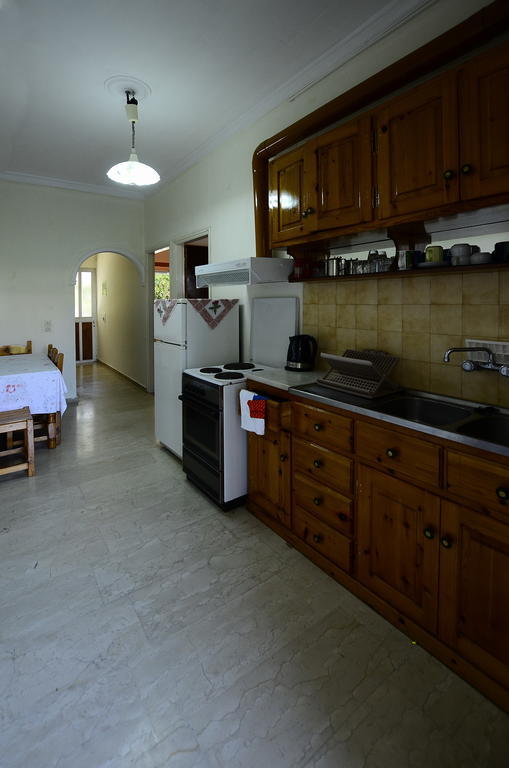 Villa Rebecca Agios Gordios  Exterior photo